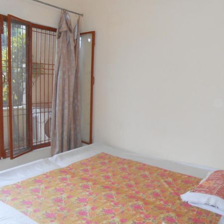 Maruti Guest House Bénarès Extérieur photo