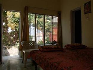 Maruti Guest House Bénarès Extérieur photo